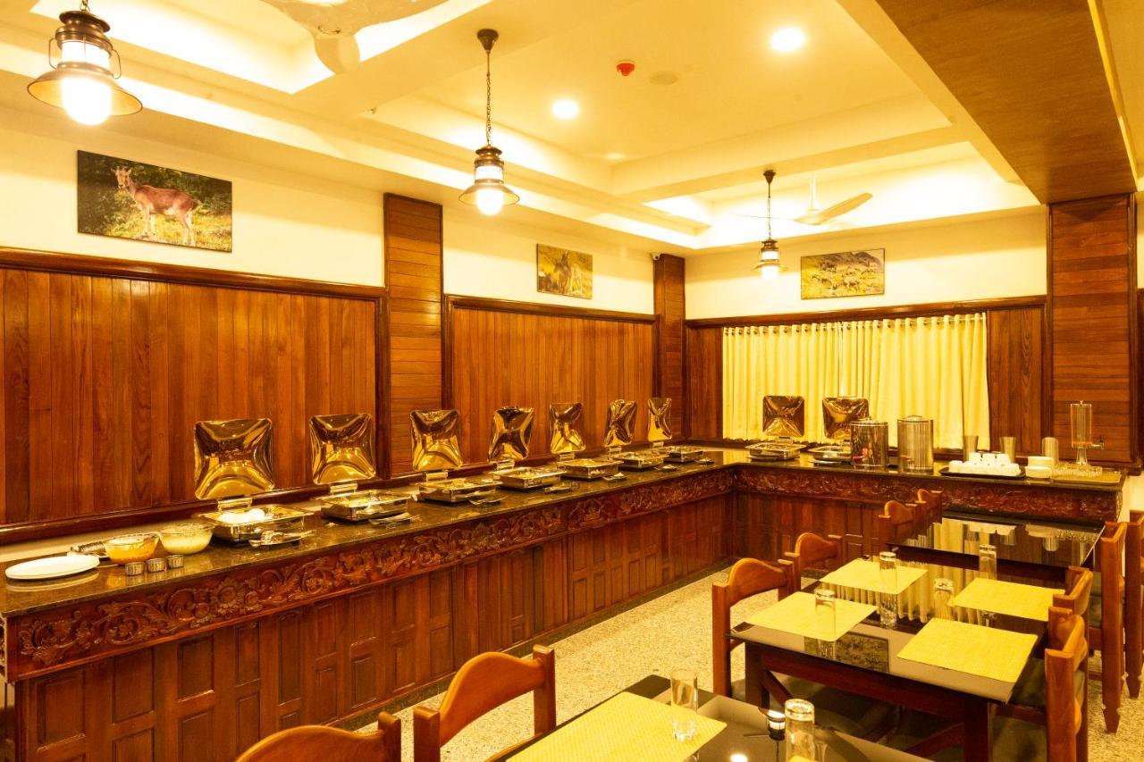 Hotel Guruvayur Darshan Extérieur photo