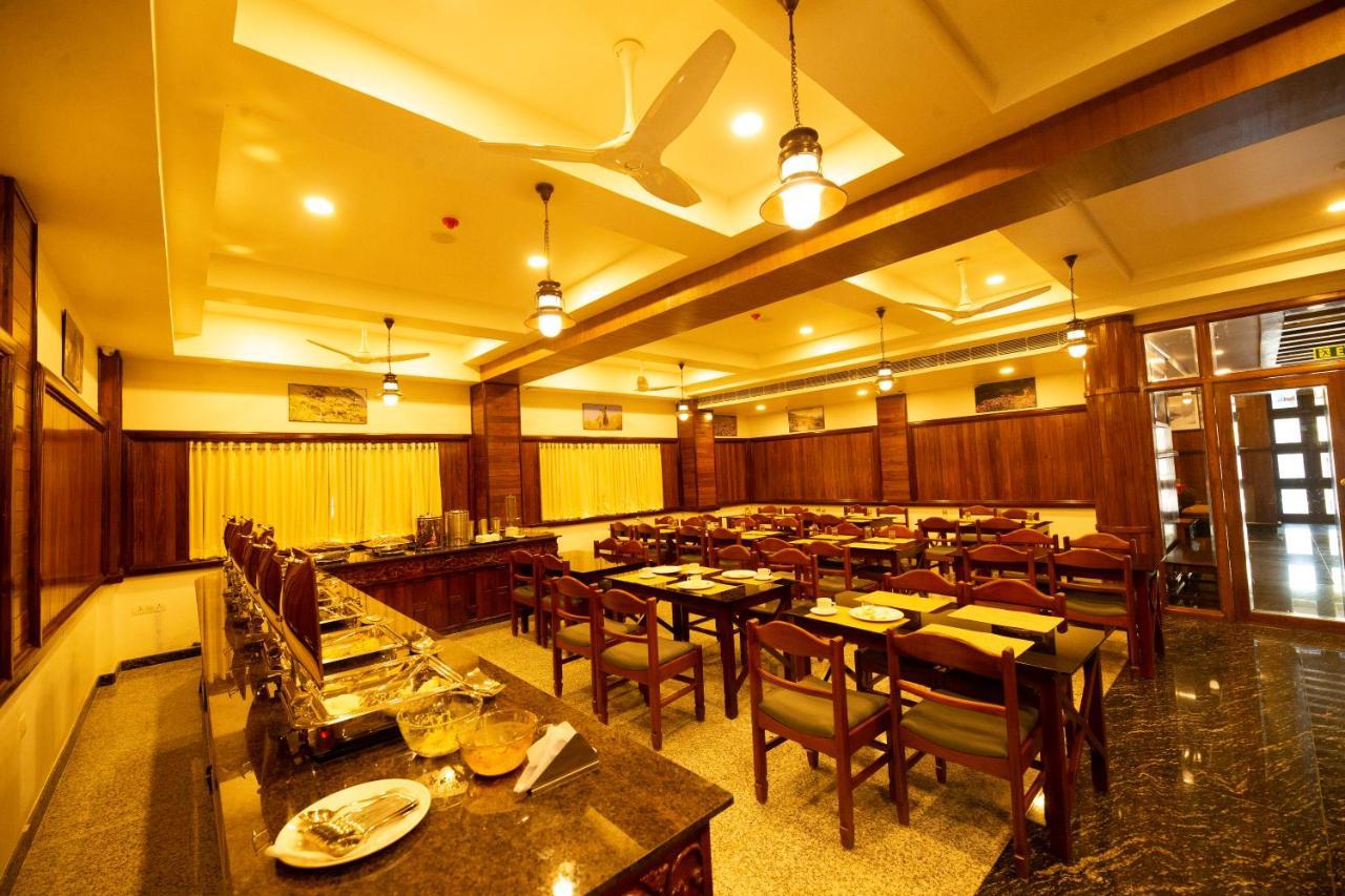 Hotel Guruvayur Darshan Extérieur photo