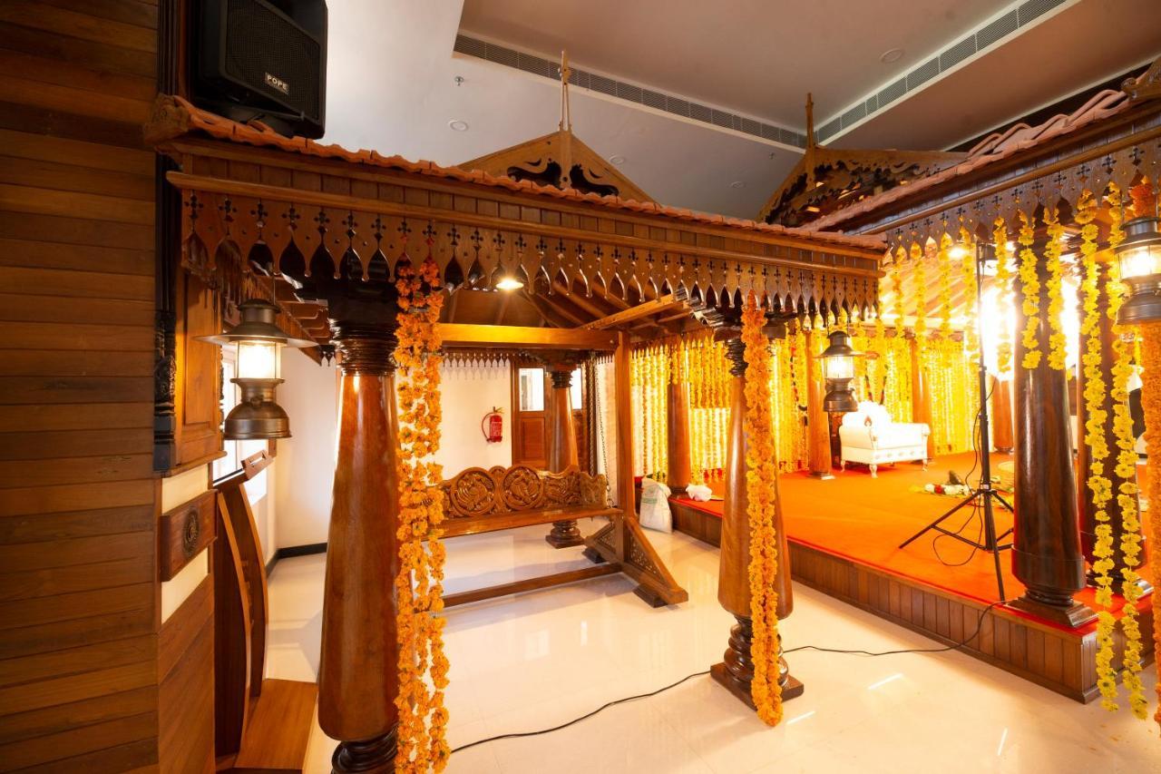 Hotel Guruvayur Darshan Extérieur photo