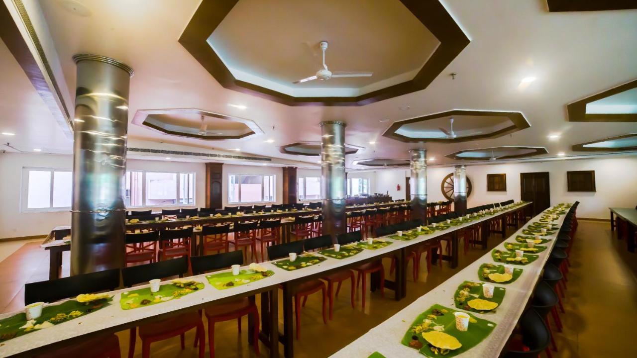 Hotel Guruvayur Darshan Extérieur photo