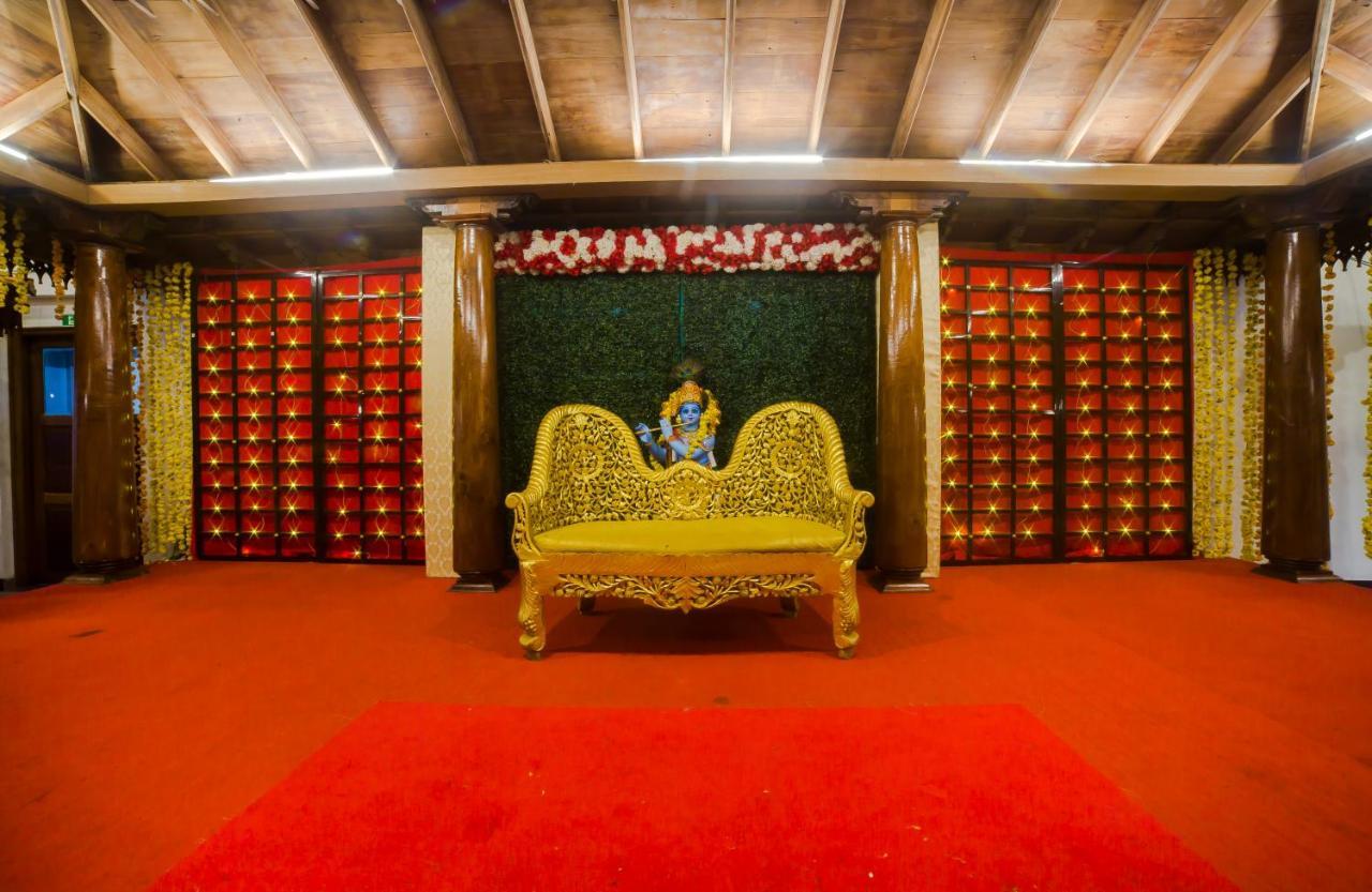 Hotel Guruvayur Darshan Extérieur photo