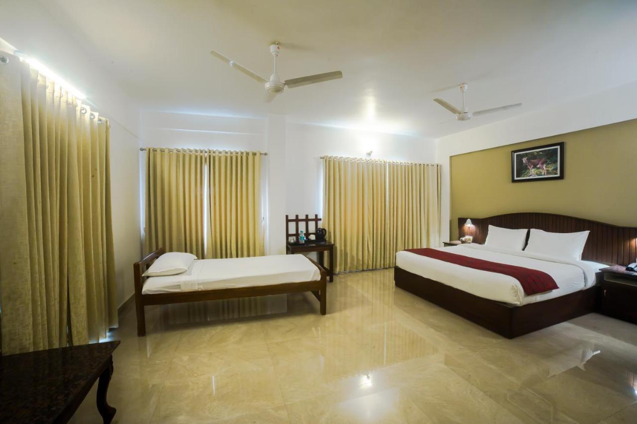 Hotel Guruvayur Darshan Extérieur photo