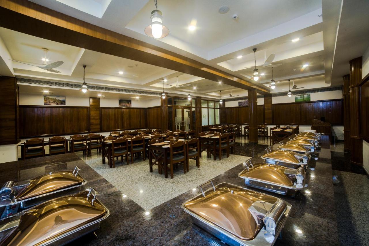 Hotel Guruvayur Darshan Extérieur photo