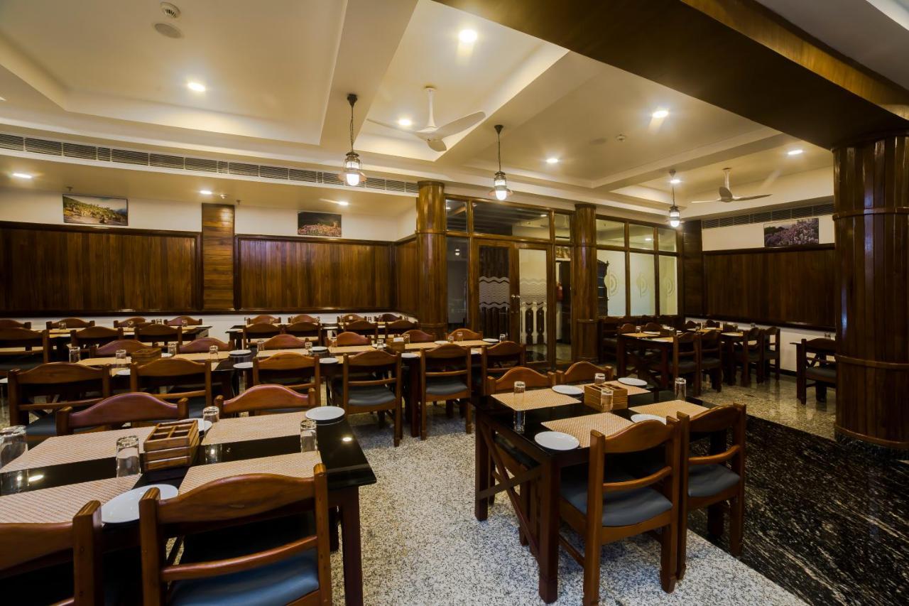 Hotel Guruvayur Darshan Extérieur photo